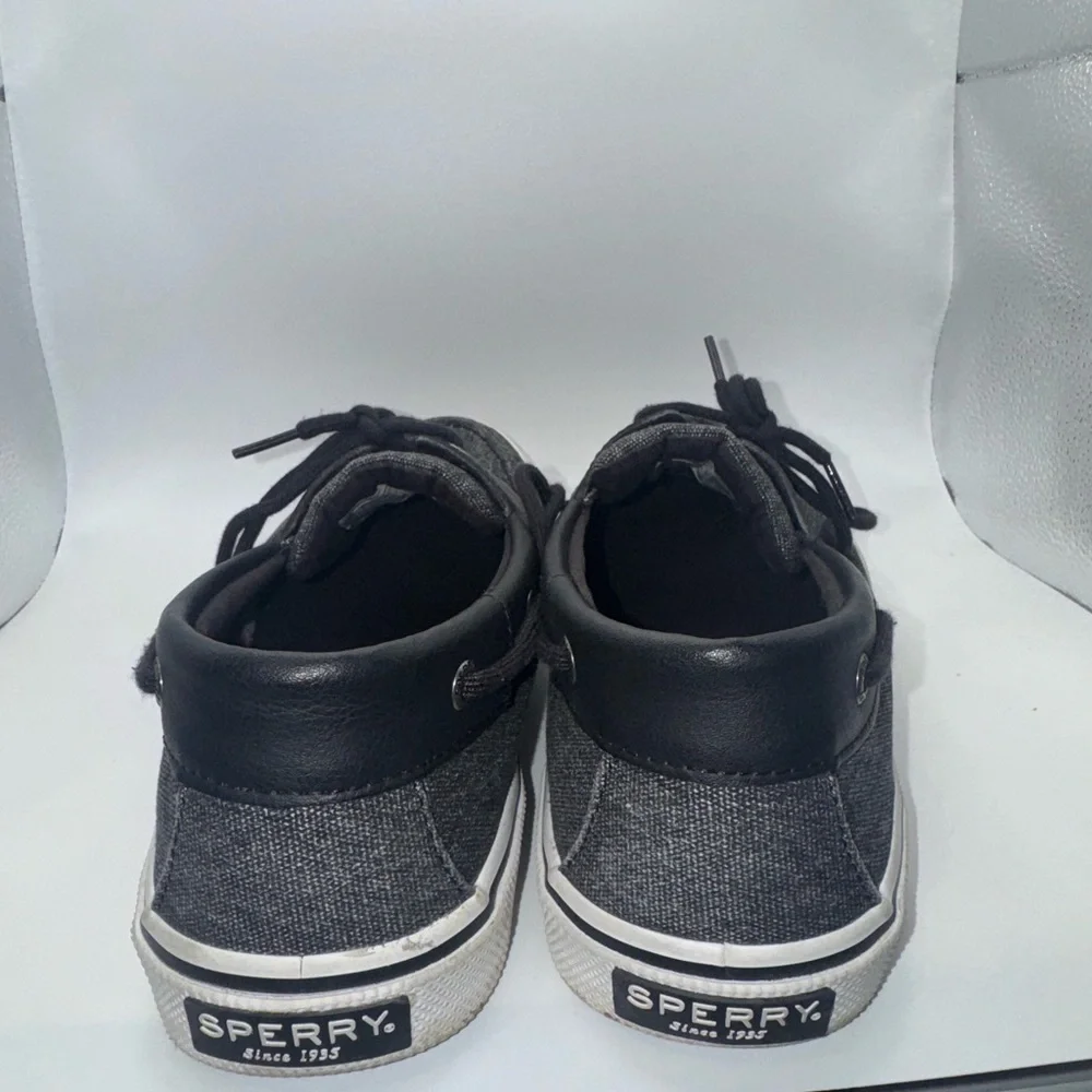 Sperry Men's Gray and Black Boat Shoes. Size 10.5